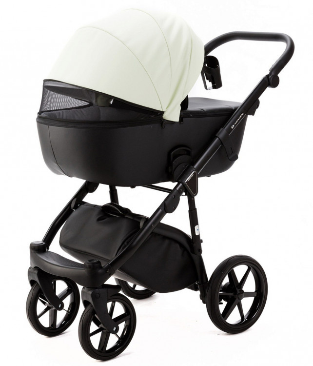 Детская коляска Adamex Nola Deluxe 2 в 1 N-SD104 (КРЕМОВАЯ КОЖА + ЧЕРН.КОЖА) Детская коляска Adamex Nola Deluxe 2 в 1 N-SD104 (КРЕМОВАЯ КОЖА + ЧЕРН.КОЖА)