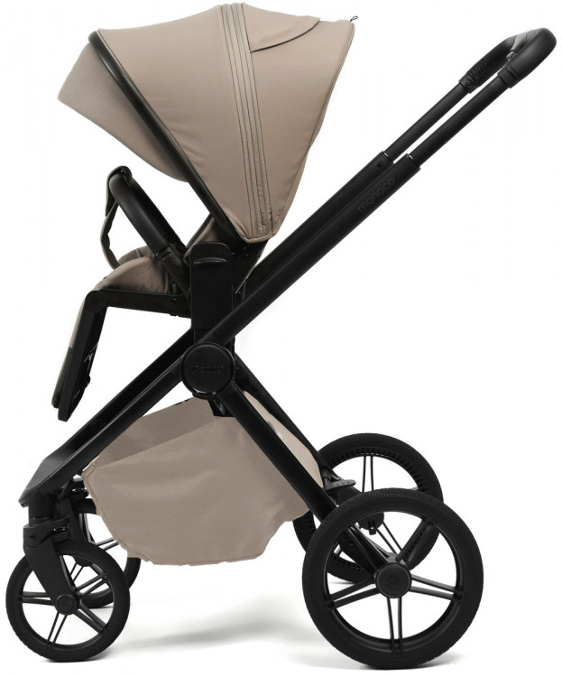 Детская коляска Peppy Monaco Plus 3 в 1 с автокреслом Welldon Crown 2 Beige Sandstone (песочный), рама черная Детская коляска Peppy Monaco Plus 3 в 1 с автокреслом Welldon Crown 2 Beige Sandstone (песочный), рама черная