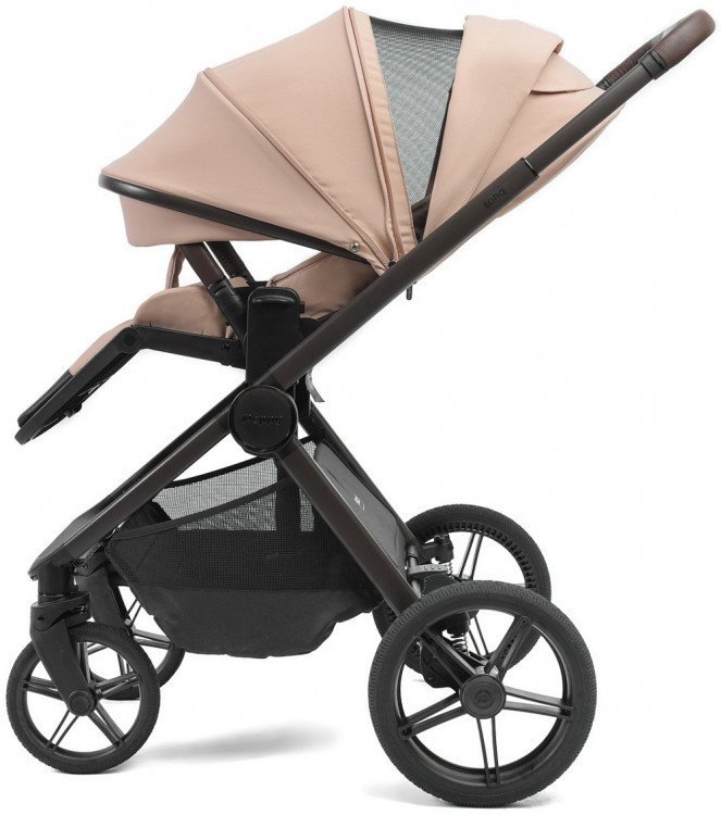 Детская коляска Peppy Soho 3 в 1 с автокреслом Jovikids Aria Black Rose (пыльная роза), рама серо-бежевый Детская коляска Peppy Soho 3 в 1 с автокреслом Jovikids Aria Black Rose (пыльная роза), рама серо-бежевый