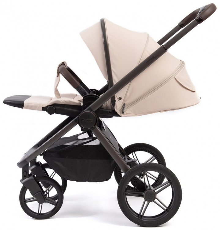 Детская коляска Peppy Monaco Thermo 4 в 1 с автокреслом Verona Beige и базой Beige (молочный), рама серо-коричневая Детская коляска Peppy Monaco Thermo 4 в 1 с автокреслом Verona Beige и базой Beige (молочный), рама серо-коричневая